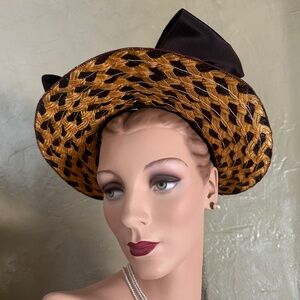 FASCINATING 1930s' BLACK/GOLD STRAW OPEN CROWN WIDE BRIM "HALO" HAT + BOW/VEIL